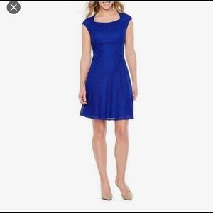 Liz Claiborne size 6 blue lace overlay flare dress
